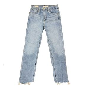 Levi's 724 High Rise Crop Straight Leg Jeans in Light Wash Blue